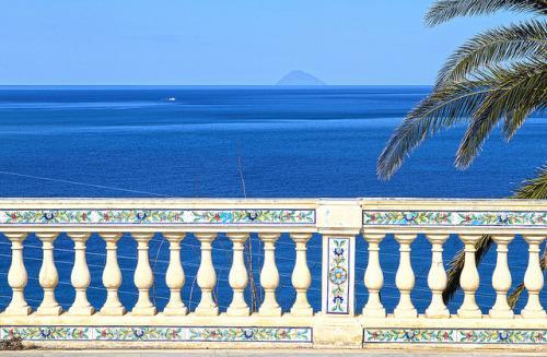 I Colori Dell'Arcobaleno Bed & Breakfast Santo Stefano di Camastra Exterior photo